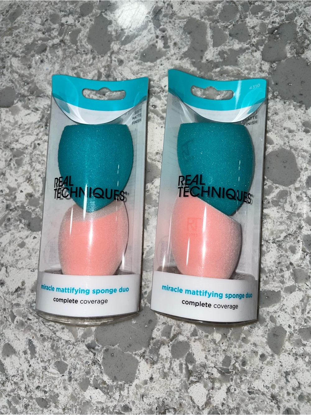 Real Techniques Kids Bath Miracle Mattifying Sponges - Teal & Peach Duo Pack x2